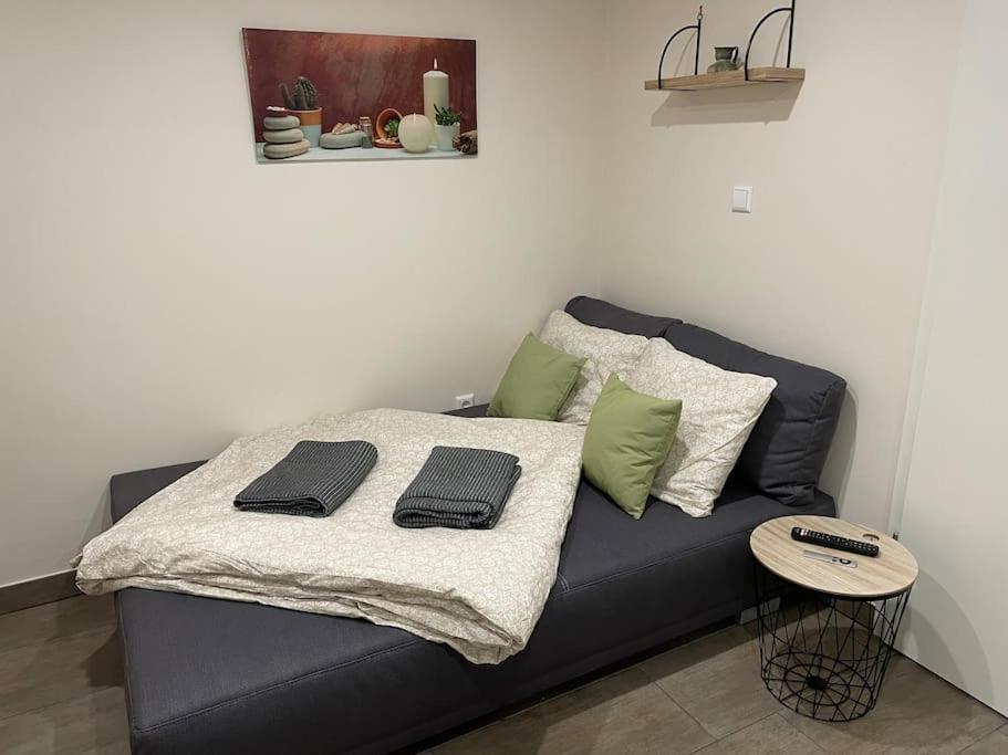 Studio Situé Aux Abords De La Forêt Avec Parking Apartamento *