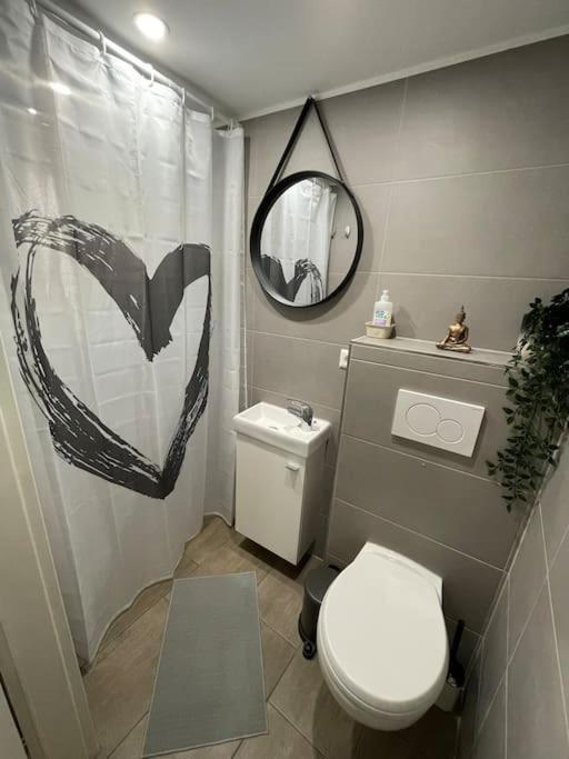 Studio Situe Aux Abords De La Foret Avec Parking Apartment